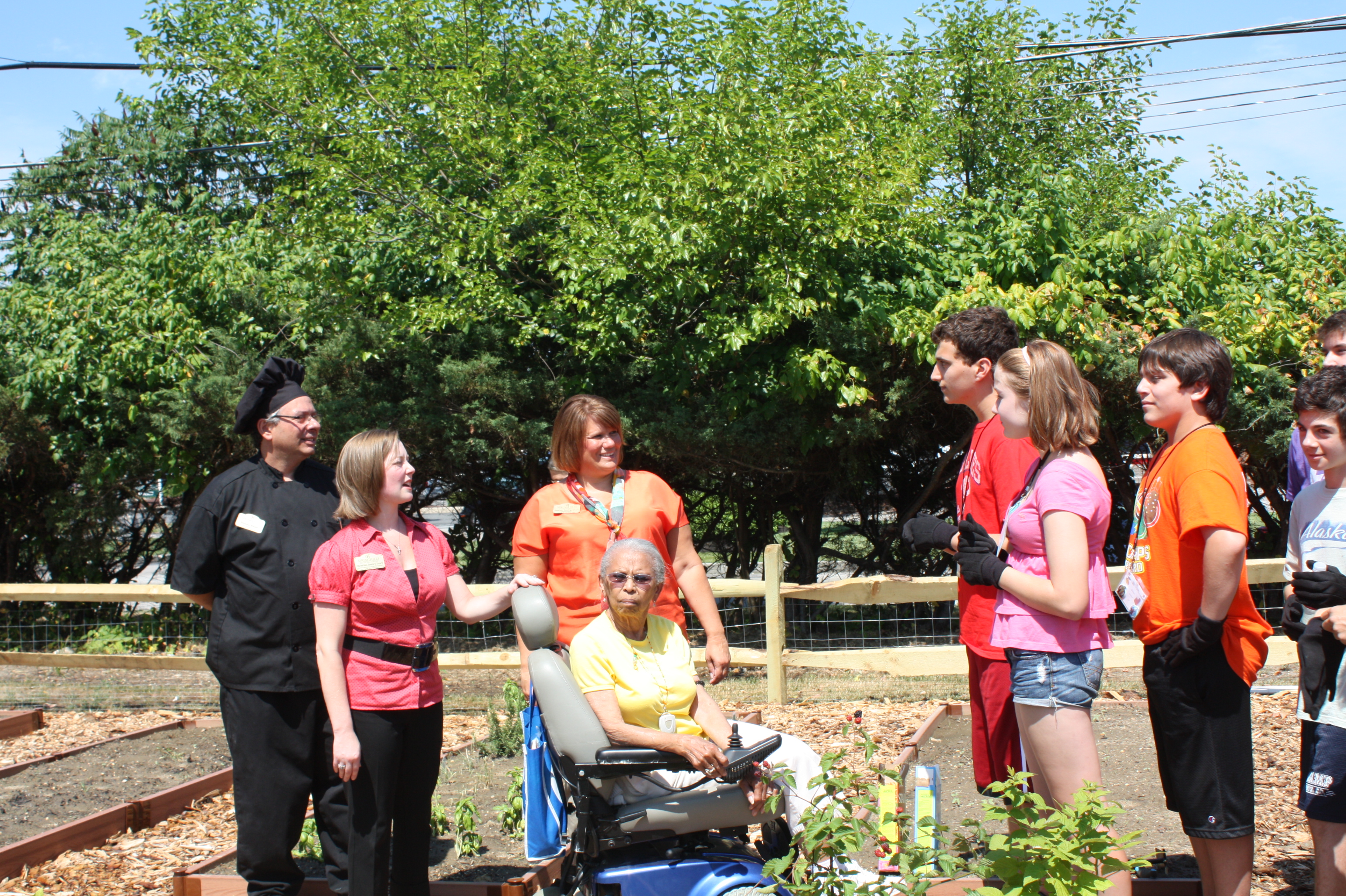 Spring Hills gardening 3